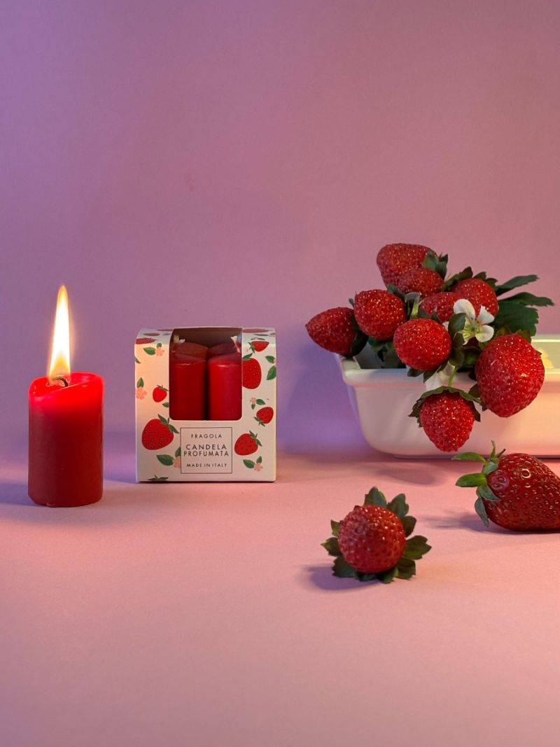 4 Candele Profumate Pocket Season diametro 3 cm altezza 5,5 cm - Primavera/Estate - Fragola